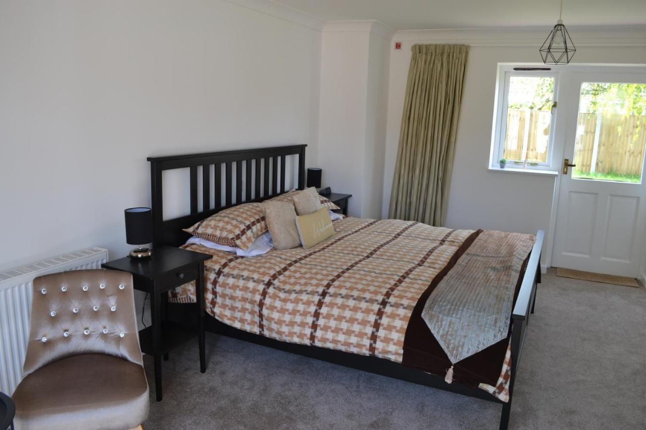 Number 6 - Lytton Tree Lodge, Reydon, Southwold מראה חיצוני תמונה