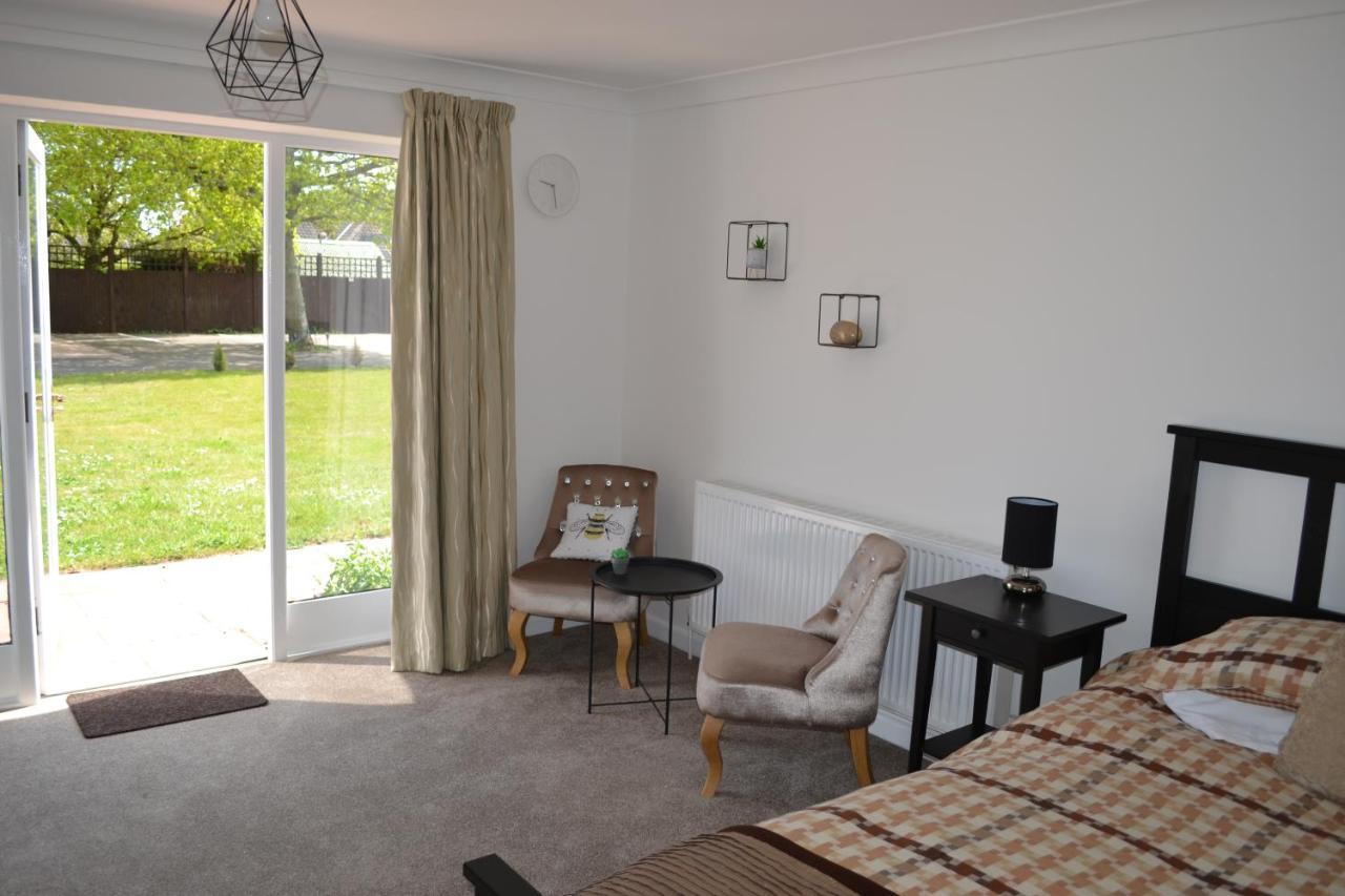 Number 6 - Lytton Tree Lodge, Reydon, Southwold מראה חיצוני תמונה