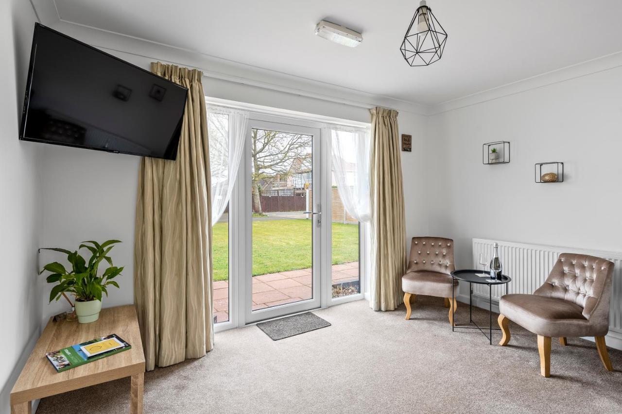 Number 6 - Lytton Tree Lodge, Reydon, Southwold מראה חיצוני תמונה