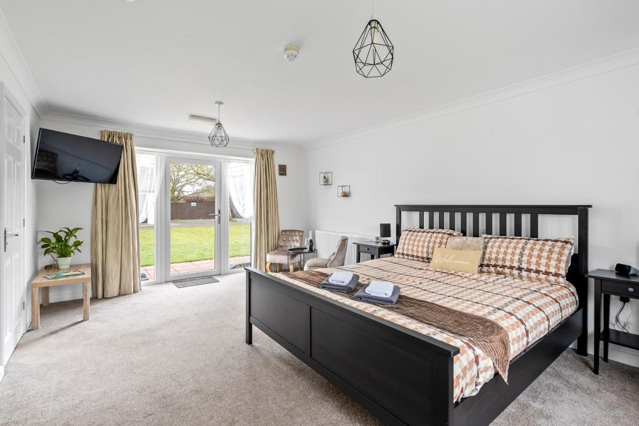 Number 6 - Lytton Tree Lodge, Reydon, Southwold מראה חיצוני תמונה